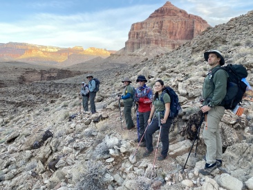 2022-03-16-Grand-Canyon-112-Carl-Guy-Nicole-Quade-Addison-Ben.JPG