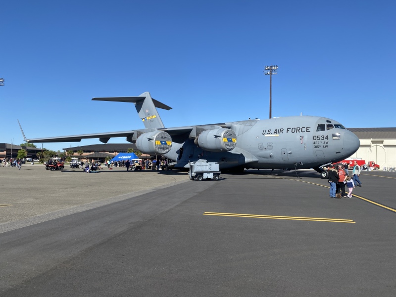 2022/04(April)/Blue-Angels-Airshow/2022-04-10-Blue-Angeles-Charleston-SC-002.JPG