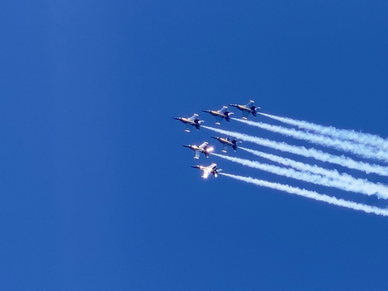 2022/04(April)/Blue-Angels-Airshow/800x600_2022-04-10-Blue-Angeles-Charleston-SC-087.JPG
