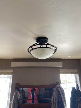 2022-03-31-Colorado-08-lighting.JPG