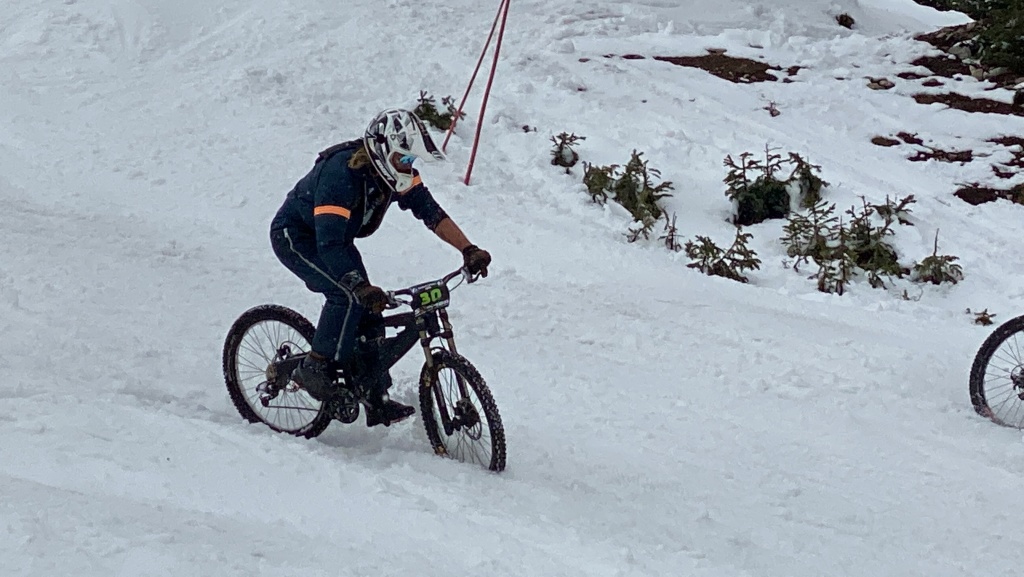 2022-05-22-ABasin-bike-ride-06-Justin.JPG
