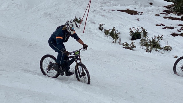 2022-05-22-ABasin-bike-ride-06-Justin.JPG