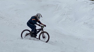 2022-05-22-ABasin-bike-ride-05-Justin.JPG