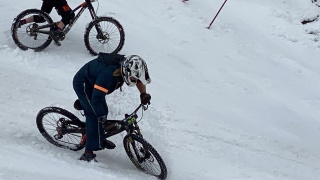 2022-05-22-ABasin-bike-ride-08-Justin.JPG