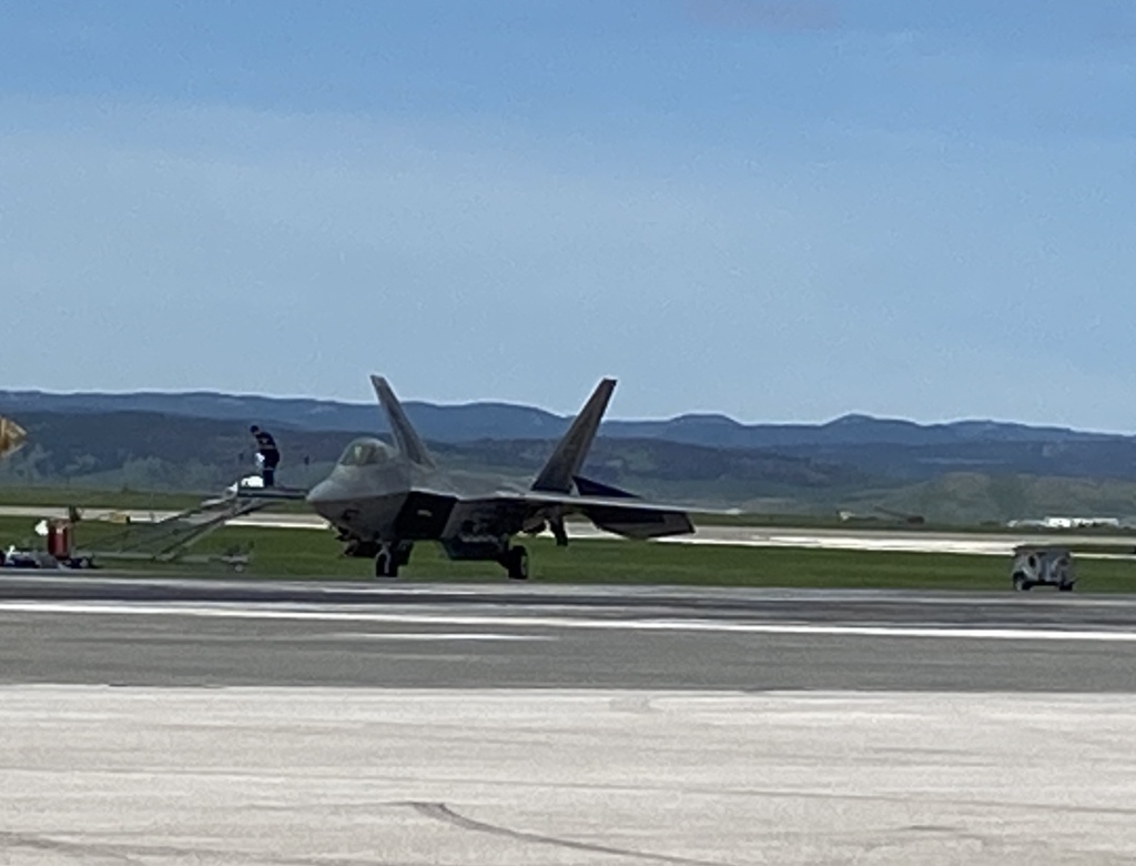 2022/05(May)/BlueAngels-Ellis-AFB/1024x768_2022-05-14-Blue-Angels-Ellis-AFB-040.JPG