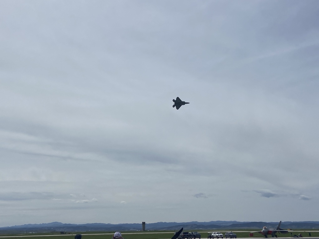 2022/05(May)/BlueAngels-Ellis-AFB/1024x768_2022-05-14-Blue-Angels-Ellis-AFB-081.JPG