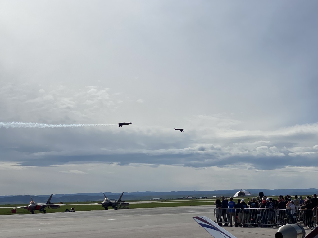 2022/05(May)/BlueAngels-Ellis-AFB/1024x768_2022-05-14-Blue-Angels-Ellis-AFB-121.JPG