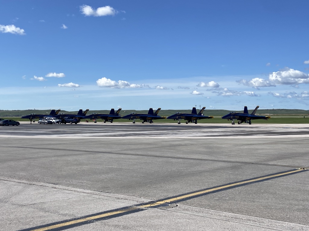 2022/05(May)/BlueAngels-Ellis-AFB/1024x768_2022-05-15-Blue-Angels-Ellis-AFB-019.JPG