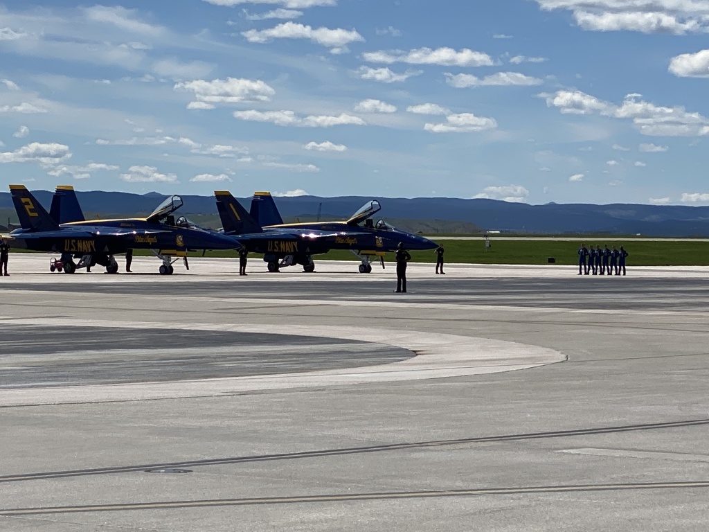 2022/05(May)/BlueAngels-Ellis-AFB/1024x768_2022-05-15-Blue-Angels-Ellis-AFB-069.JPG