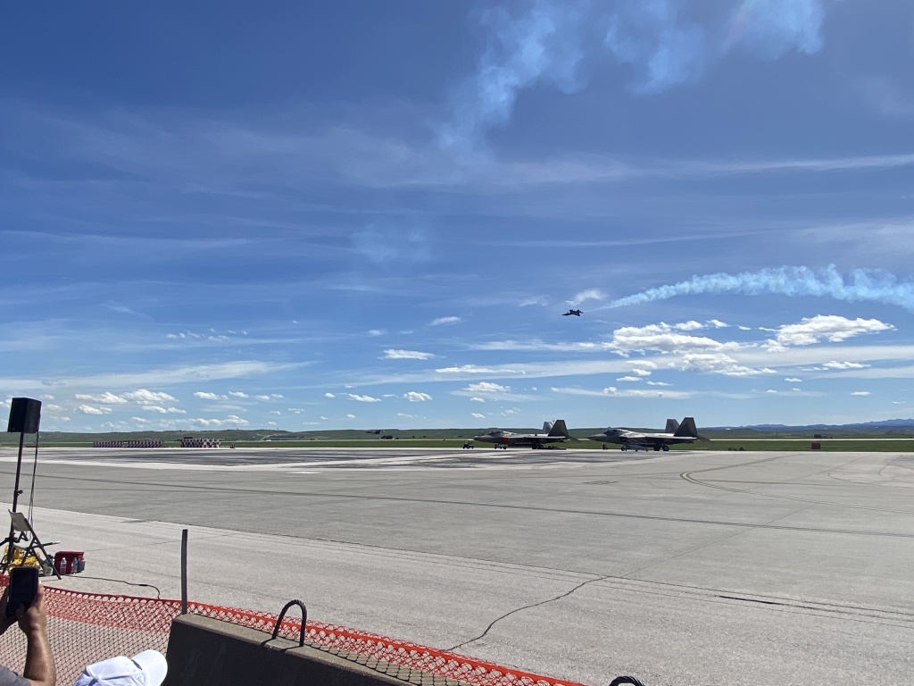 2022/05(May)/BlueAngels-Ellis-AFB/1024x768_2022-05-15-Blue-Angels-Ellis-AFB-088.JPG