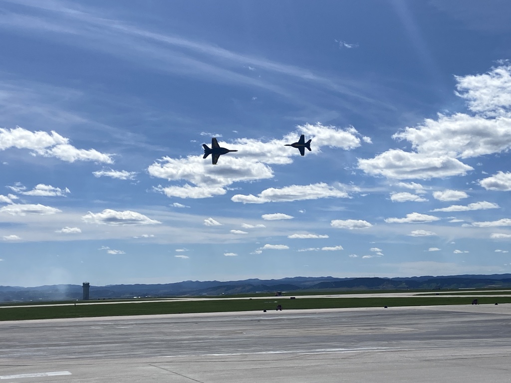 2022/05(May)/BlueAngels-Ellis-AFB/1024x768_2022-05-15-Blue-Angels-Ellis-AFB-093.JPG
