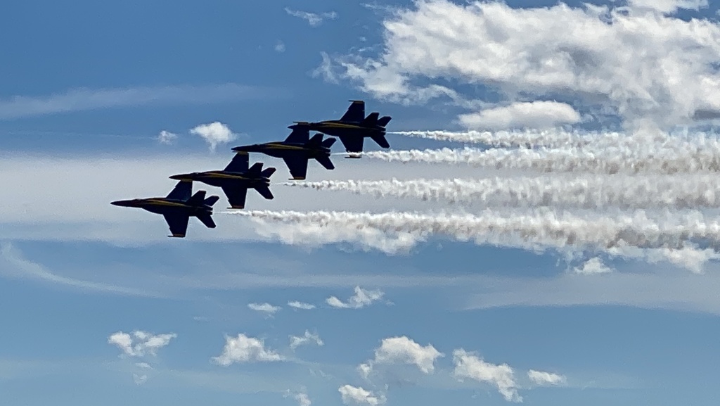 2022/05(May)/BlueAngels-Ellis-AFB/1024x768_2022-05-15-Blue-Angels-Ellis-AFB-101.JPG