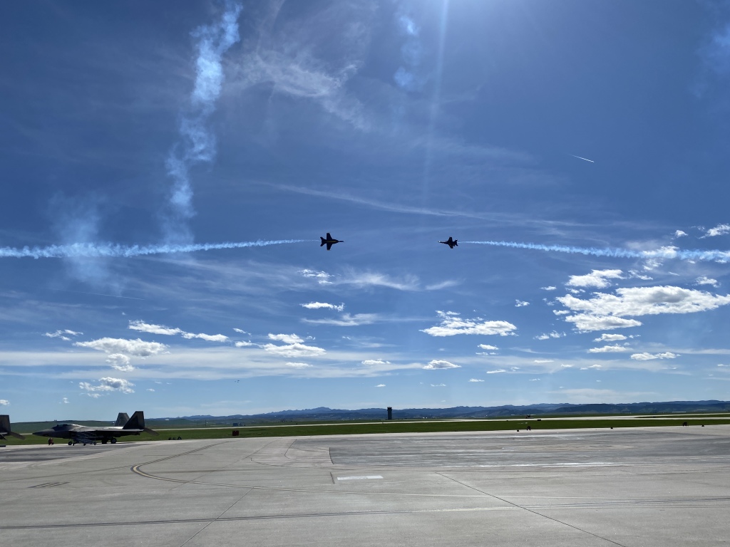 2022/05(May)/BlueAngels-Ellis-AFB/1024x768_2022-05-15-Blue-Angels-Ellis-AFB-113.JPG