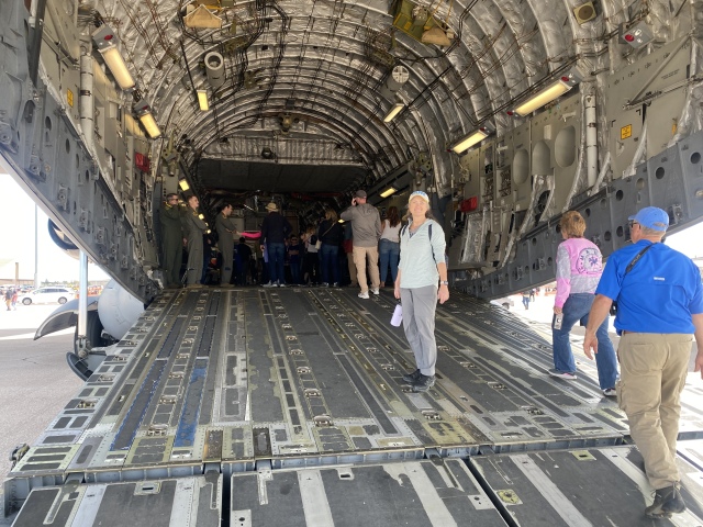 2022/05(May)/BlueAngels-Ellis-AFB/640x480_2022-05-14-Blue-Angels-Ellis-AFB-023-Suzi.JPG