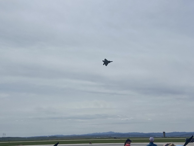 2022/05(May)/BlueAngels-Ellis-AFB/640x480_2022-05-14-Blue-Angels-Ellis-AFB-080.JPG