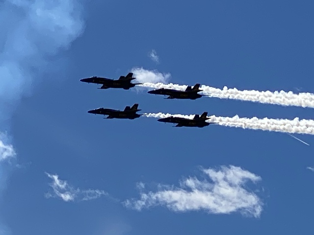 2022/05(May)/BlueAngels-Ellis-AFB/640x480_2022-05-15-Blue-Angels-Ellis-AFB-119.JPG