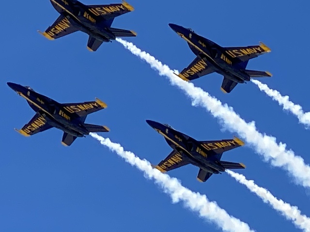 2022/05(May)/BlueAngels-Ellis-AFB/640x480_2022-05-15-Blue-Angels-Ellis-AFB-133.JPG