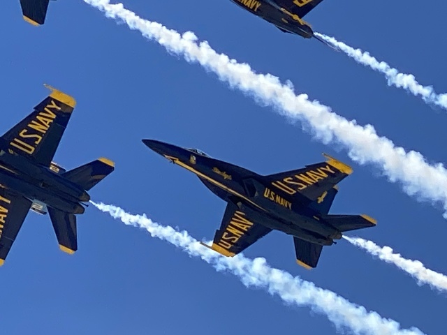 2022/05(May)/BlueAngels-Ellis-AFB/640x480_2022-05-15-Blue-Angels-Ellis-AFB-134.JPG