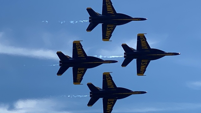 2022/05(May)/BlueAngels-Ellis-AFB/640x480_2022-05-15-Blue-Angels-Ellis-AFB-139.JPG