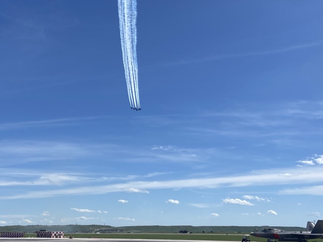 2022/05(May)/BlueAngels-Ellis-AFB/640x480_2022-05-15-Blue-Angels-Ellis-AFB-144.JPG