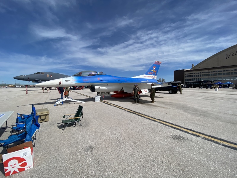 2022/05(May)/BlueAngels-Ellis-AFB/800x600_2022-05-14-Blue-Angels-Ellis-AFB-008.JPG