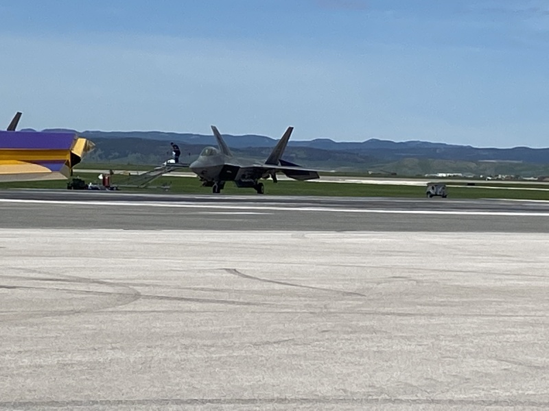 2022/05(May)/BlueAngels-Ellis-AFB/800x600_2022-05-14-Blue-Angels-Ellis-AFB-039.JPG