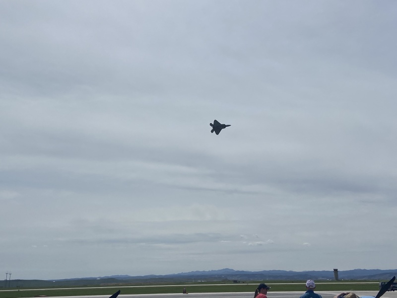 2022/05(May)/BlueAngels-Ellis-AFB/800x600_2022-05-14-Blue-Angels-Ellis-AFB-080.JPG