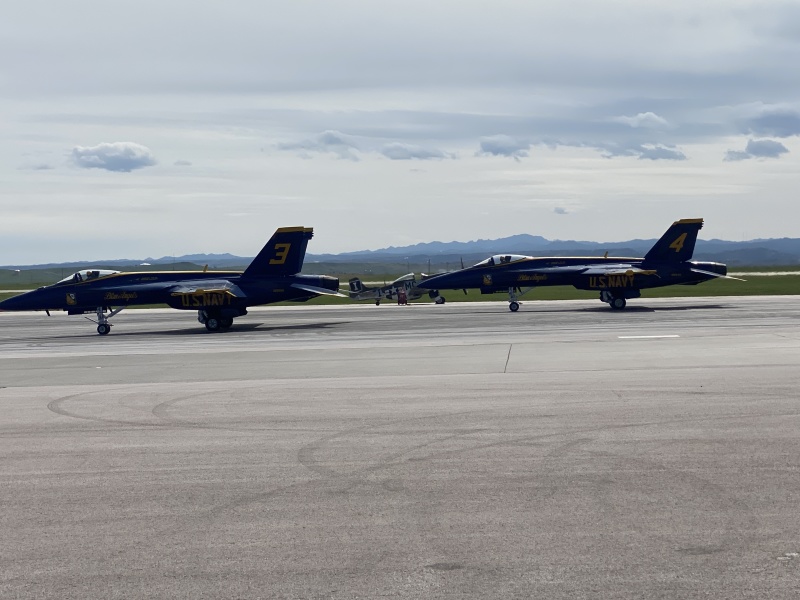 2022/05(May)/BlueAngels-Ellis-AFB/800x600_2022-05-14-Blue-Angels-Ellis-AFB-095.JPG