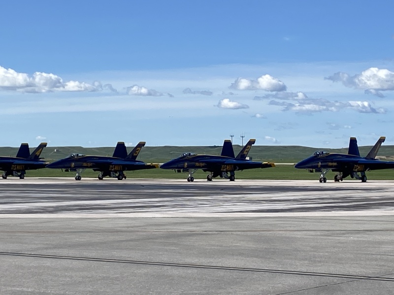 2022/05(May)/BlueAngels-Ellis-AFB/800x600_2022-05-15-Blue-Angels-Ellis-AFB-020.JPG