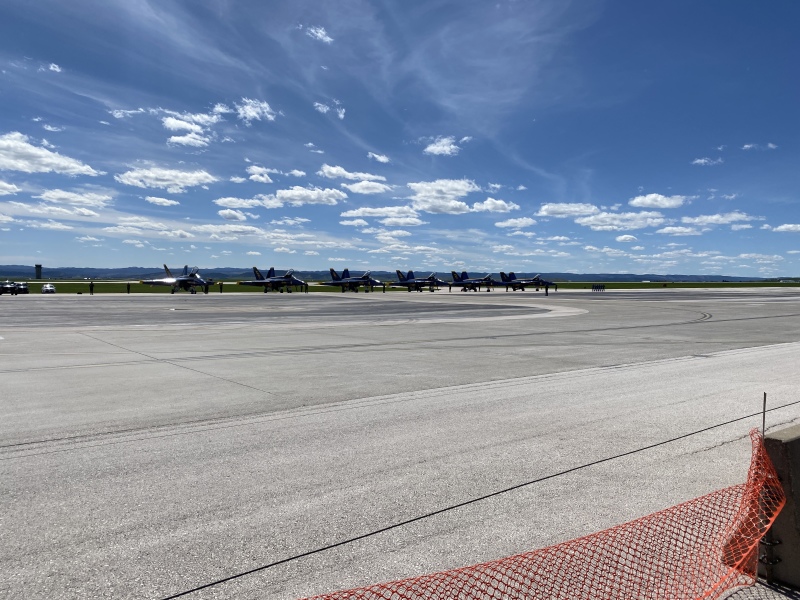 2022/05(May)/BlueAngels-Ellis-AFB/800x600_2022-05-15-Blue-Angels-Ellis-AFB-070.JPG