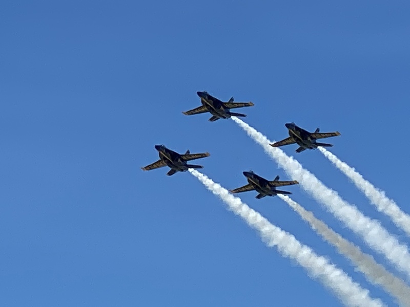 2022/05(May)/BlueAngels-Ellis-AFB/800x600_2022-05-15-Blue-Angels-Ellis-AFB-131.JPG