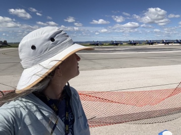 2022-05-15-Blue-Angels-Ellis-AFB-035-Suzi.JPG