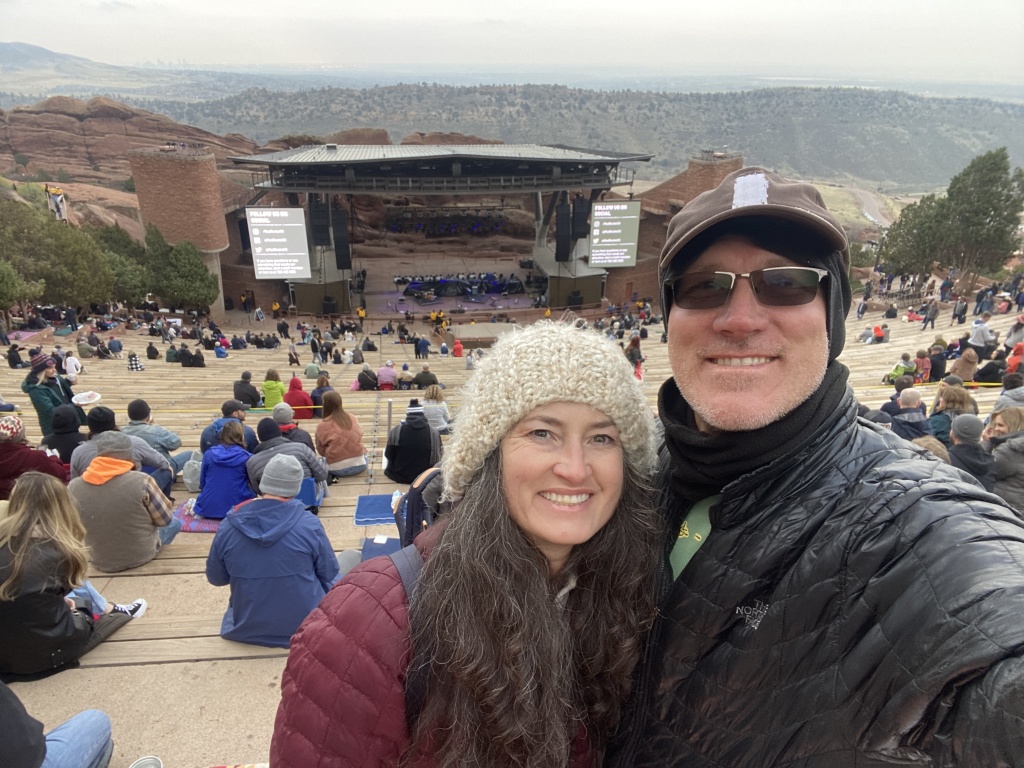 2022/05(May)/Colorado-Ben-Kavita/1024x768_2022-05-03-Colorado-46-RedRocks-Jason-Isbell-Concert-Suzi-Travis.JPG