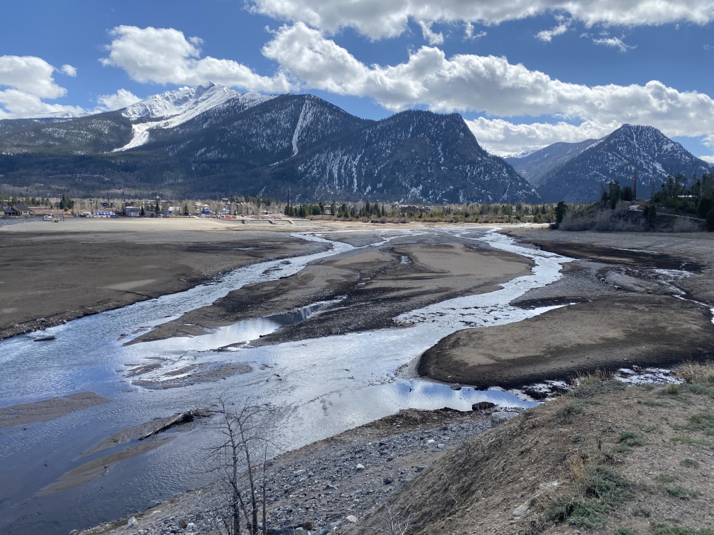 2022/05(May)/Colorado-Ben-Kavita/1024x768_2022-05-05-Colorado-73-Lake-Dillon.JPG