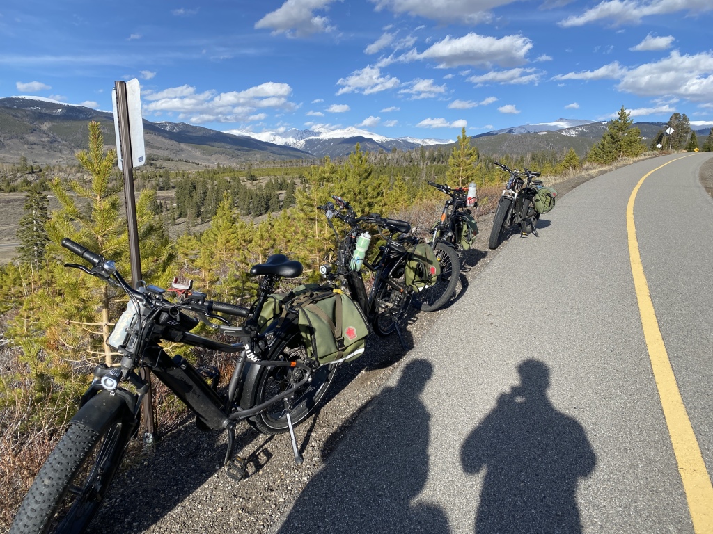 2022/05(May)/Colorado-Ben-Kavita/1024x768_2022-05-05-Colorado-86-RadBikes.JPG