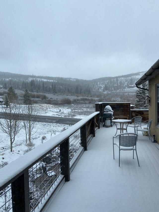 2022/05(May)/Colorado-Ben-Kavita/640x480_2022-05-04-Colorado-55-snowed.JPG