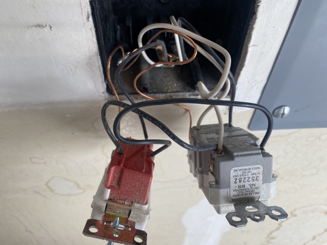 2022-05-22-House-02-smart-outlets.JPG