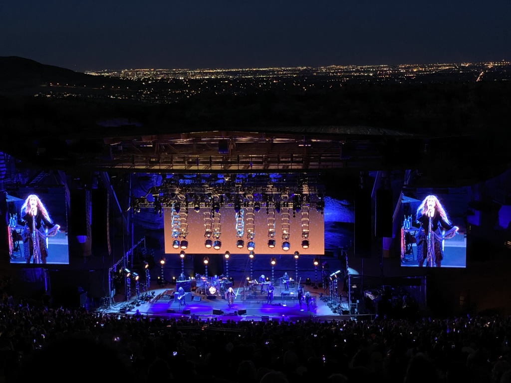 2022/05(May)/Stevie-Nicks-Concert/1024x768_2022-05-11-Stevie-Nicks-at-RedRocks-4.JPG