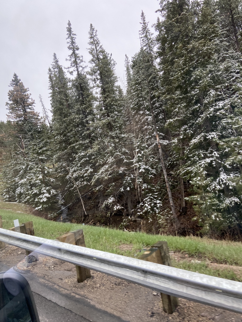 2022-05-19-Sturgis-SD-50-snow-on-the-way-home.JPG