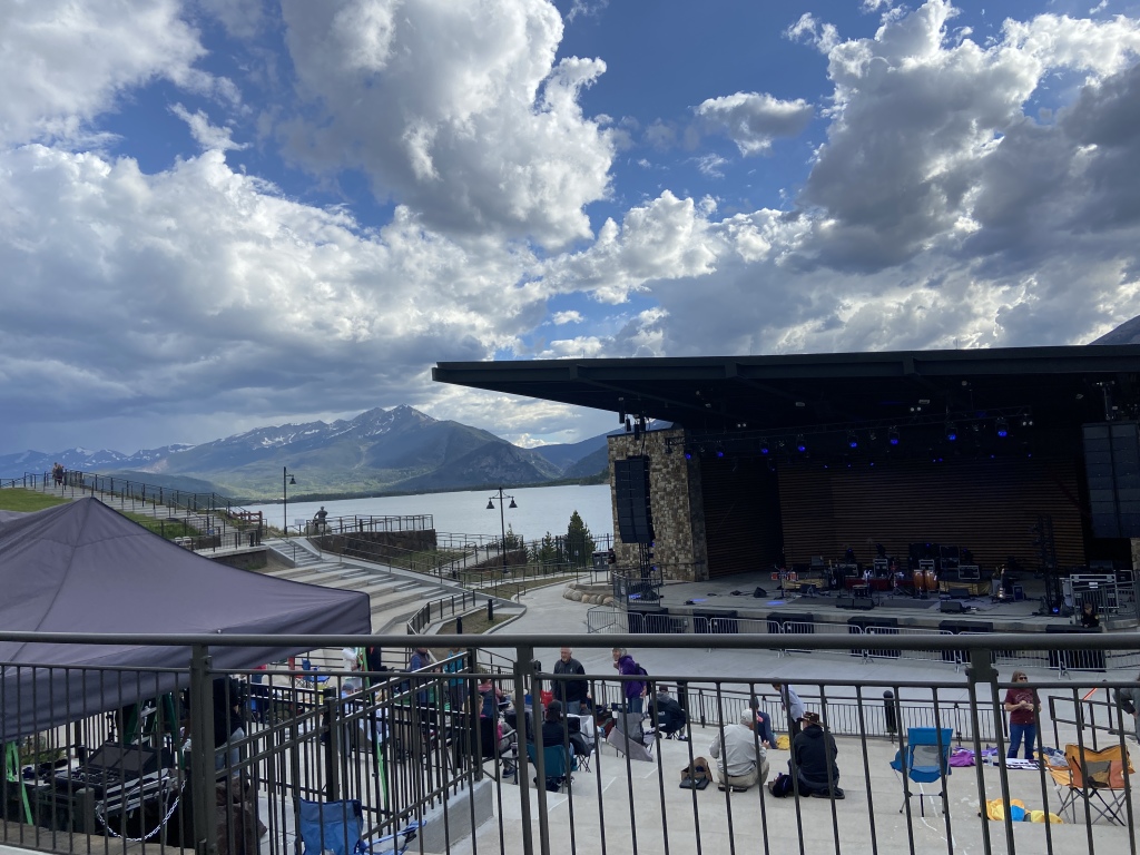2022/06(June)/Colorado-Concerts/1024x768_2022-06-25-Colorado-MarchFourth-01.JPG