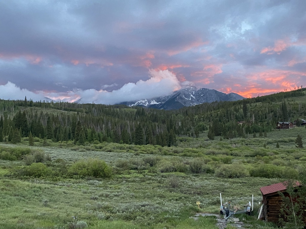 2022/06(June)/Colorado-Concerts/1024x768_2022-06-25-Sunset-6.JPG
