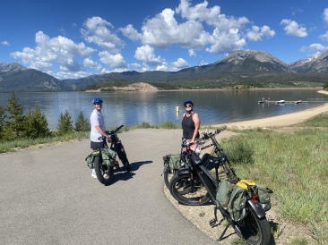 2022-07-07-Colorado-JenniferKnuttson-Ben-Visit-08-biking.JPG