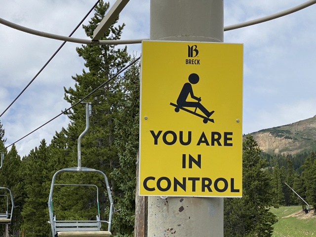 2022/07(July)/Colorado-Mark-Diane/640x480_2022-07-24-Colorado-Mark-Diane-Visit-08-Alpine-Slide.JPG