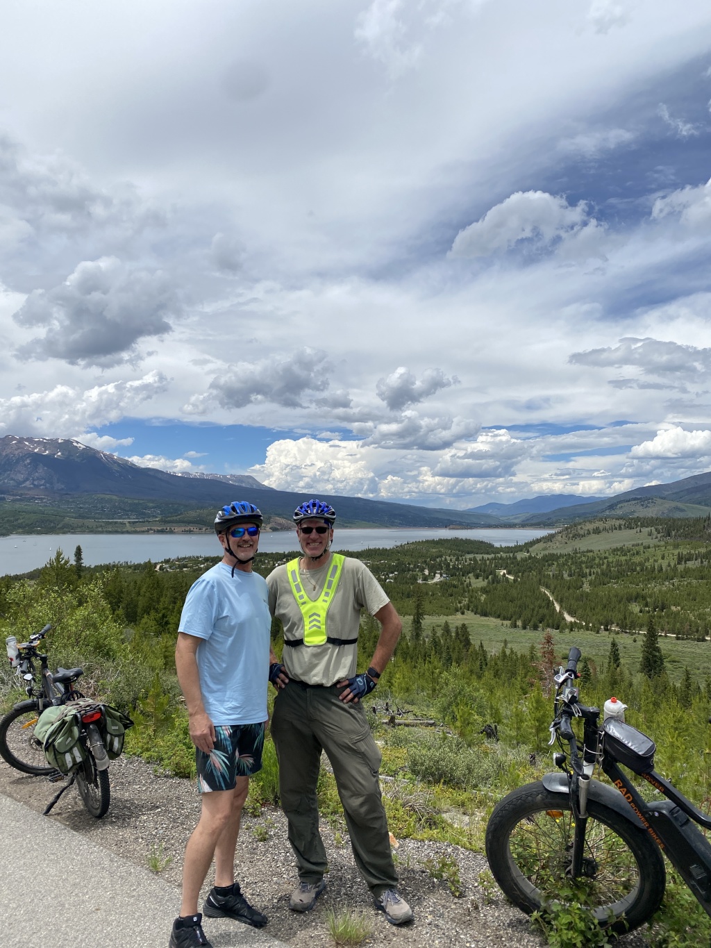 2022/07(July)/Colorado-Mike-Graciela/1024x768_2022-07-03-Colorado-Biking-17-Mike-Travis.JPG