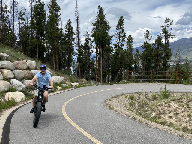 2022/07(July)/Colorado-Mike-Graciela/640x480_2022-07-03-Colorado-Biking-22-Mike.JPG