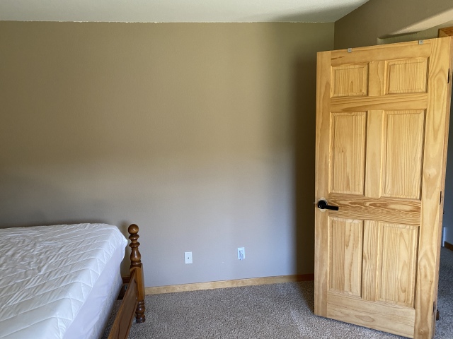 2022-08-31-House-Pic-before-renters-04-Grand-Canyon.JPG