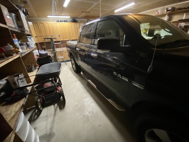 2022-09-08-House-Pic-before-renters-71-Garage.JPG