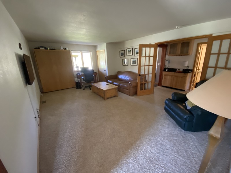 2022-08-31-House-Pic-before-renters-18-Downstairs-LivingRoom.JPG