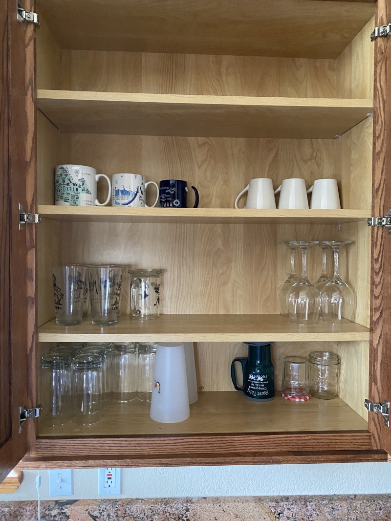 2022/08(August)/Colorado-House-Pics-Before-Renters/800x600_2022-09-08-House-Pic-before-renters-41-Kitchen.JPG