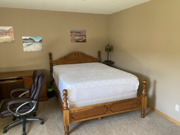 2022-08-31-House-Pic-before-renters-03-Grand-Canyon.JPG